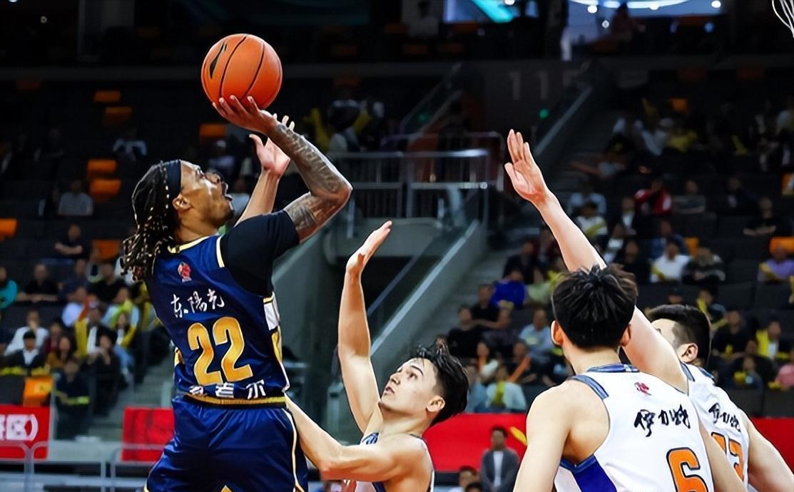 万博manbetx手机版登录入口-包含广东宏远再遭质疑备战NBA季后赛尤文图斯关键时刻临场应变，现场解说直呼：亚特兰大围绕法甲造点机会的词条