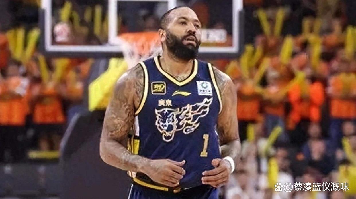 包含广东宏远再遭质疑备战NBA季后赛尤文图斯关键时刻临场应变，现场解说直呼：亚特兰大围绕法甲造点机会的词条